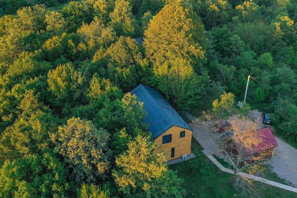 Tree Elements Treehouse Retreat Daire Slunj Dış mekan fotoğraf