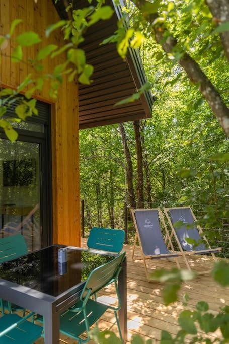 Tree Elements Treehouse Retreat Daire Slunj Oda fotoğraf