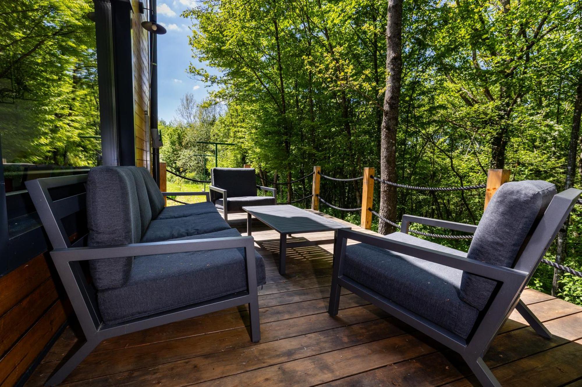 Tree Elements Treehouse Retreat Daire Slunj Dış mekan fotoğraf